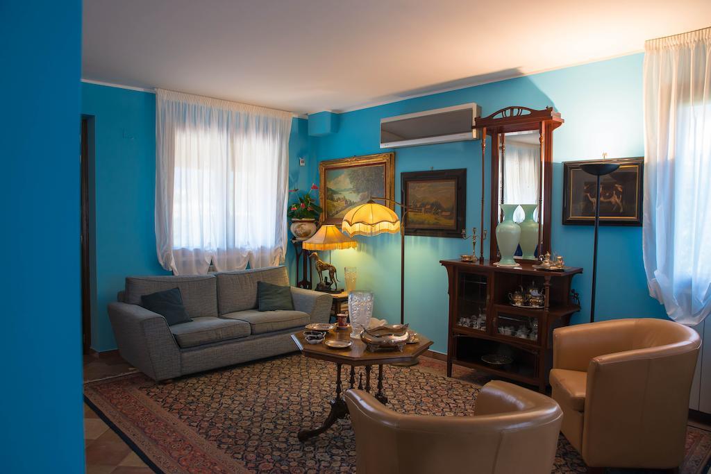 Dal Barone Vincenti Villa Isola delle Femmine Room photo